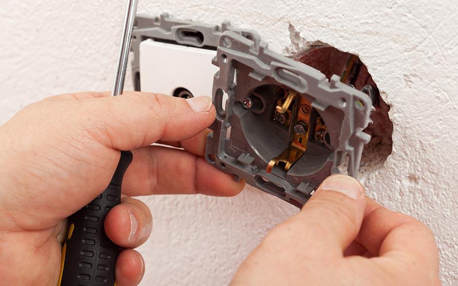prix dépannage électrique Othis